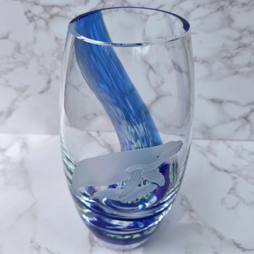 Vtg Caithness Scotland Art Glass Vase Etched Whale & Calf Ocean Nautical 8 Inch